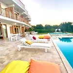 Alacati Barbarossa Hotell Çeşme