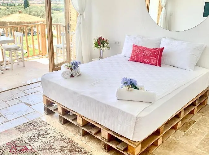 Alacati Barbarossa Çeşme